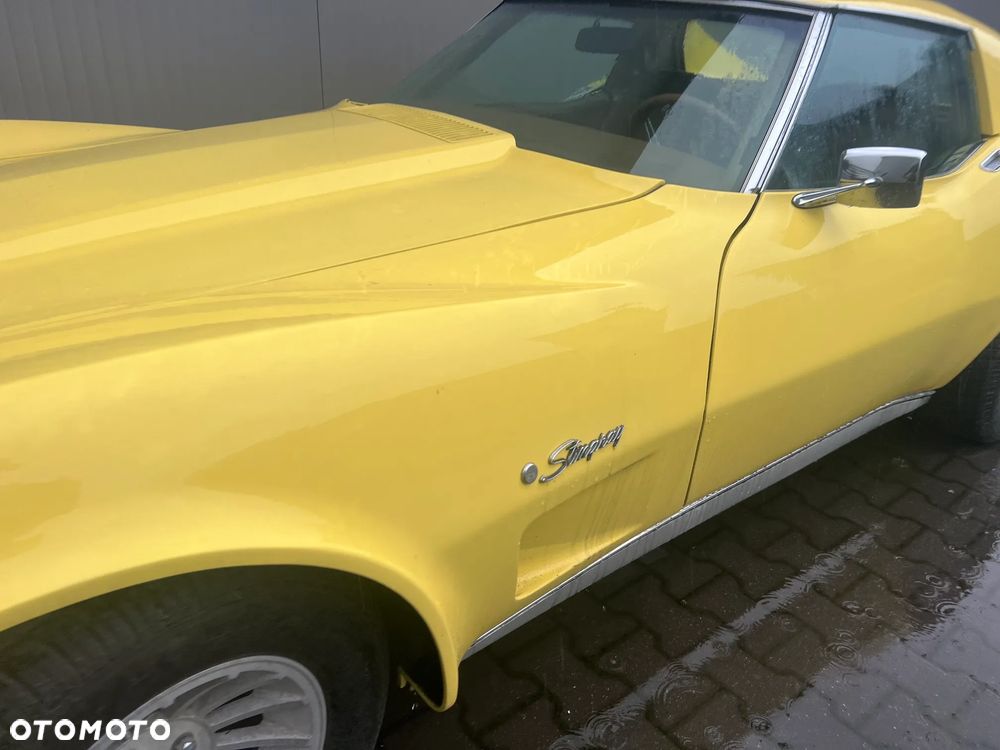 Chevrolet Corvette - 7