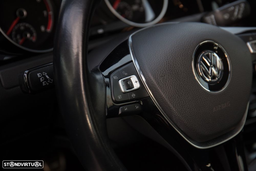 VW Golf Variant 1.0 TSI OPF IQ.DRIVE - 23