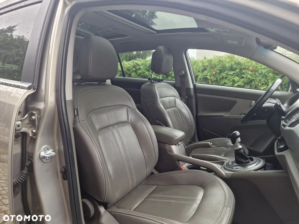 Kia Sportage 2.0 CRDI 4WD Vision - 14