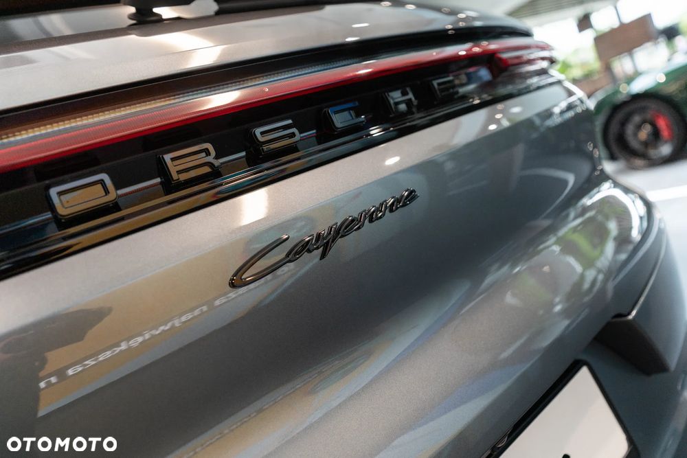 Porsche Cayenne E-Hybrid PHEV Black Edition - 41