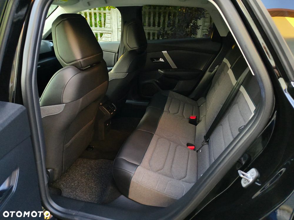 Citroën C4 PureTech 130 Stop&Start EAT8 SHINE - 34