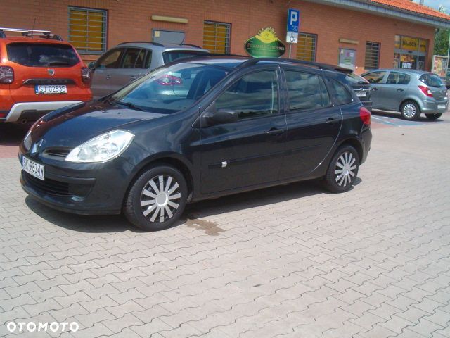 Renault Clio - 8