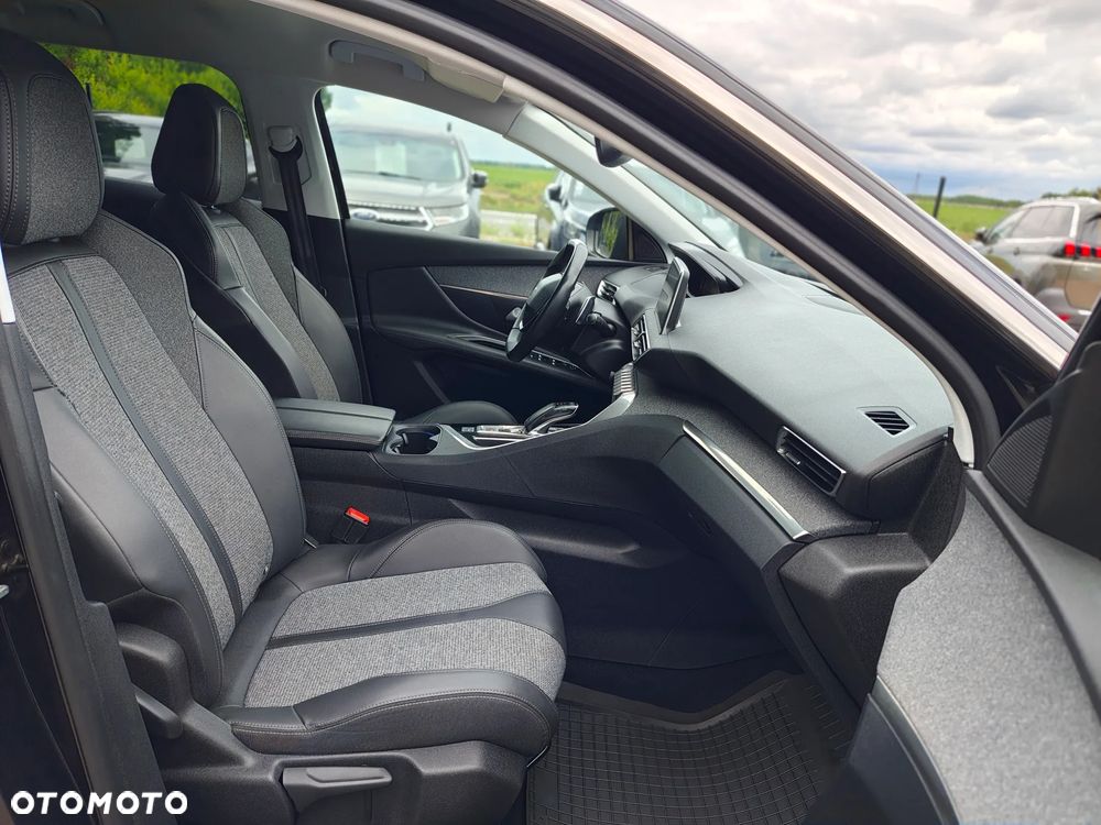 Peugeot 3008 BlueHDi 180 Stop & Start EAT8 Allure - 22