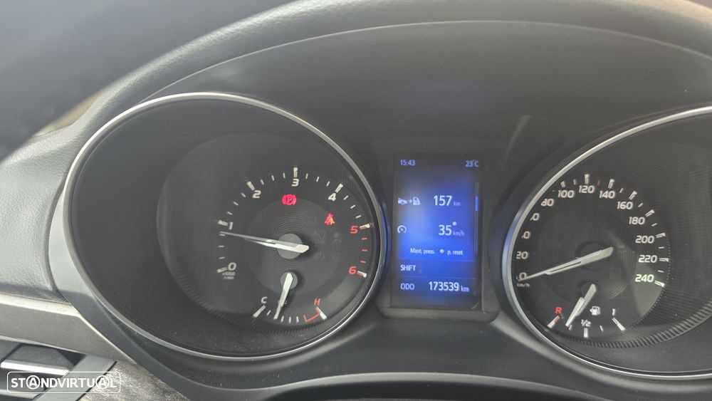 Toyota Avensis SW 2.0 D-4D Luxury+GPS - 24