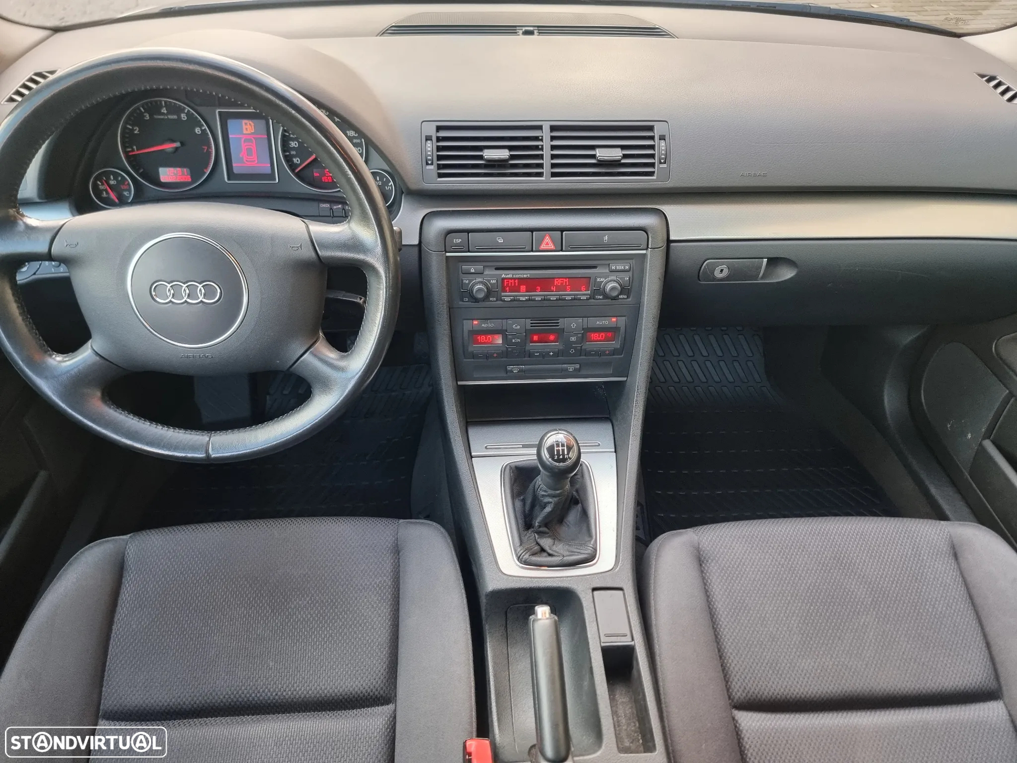 Audi A4 1.6 Exclusive - 4