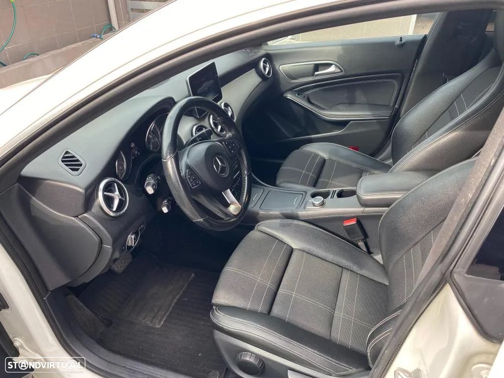 Mercedes-Benz CLA 220 d Shooting Brake Urban Aut. - 13