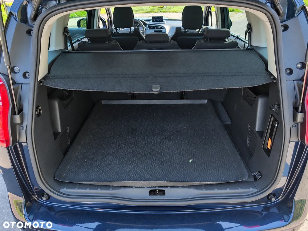 Peugeot 5008 HDI FAP 150 Premium - 27
