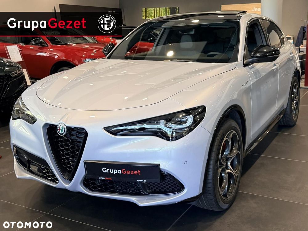 Alfa Romeo Stelvio - 1