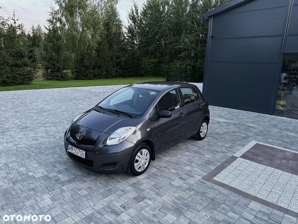 Toyota Yaris 1.0 Terra A/C - 1
