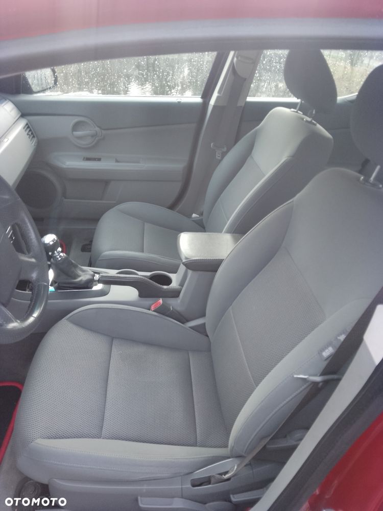 Dodge Avenger 2.0 CRD SE - 4