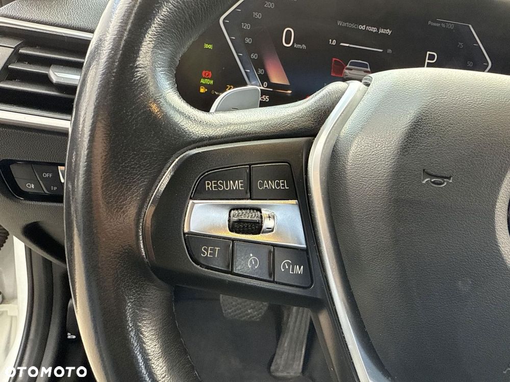 BMW Seria 3 318i Advantage - 24