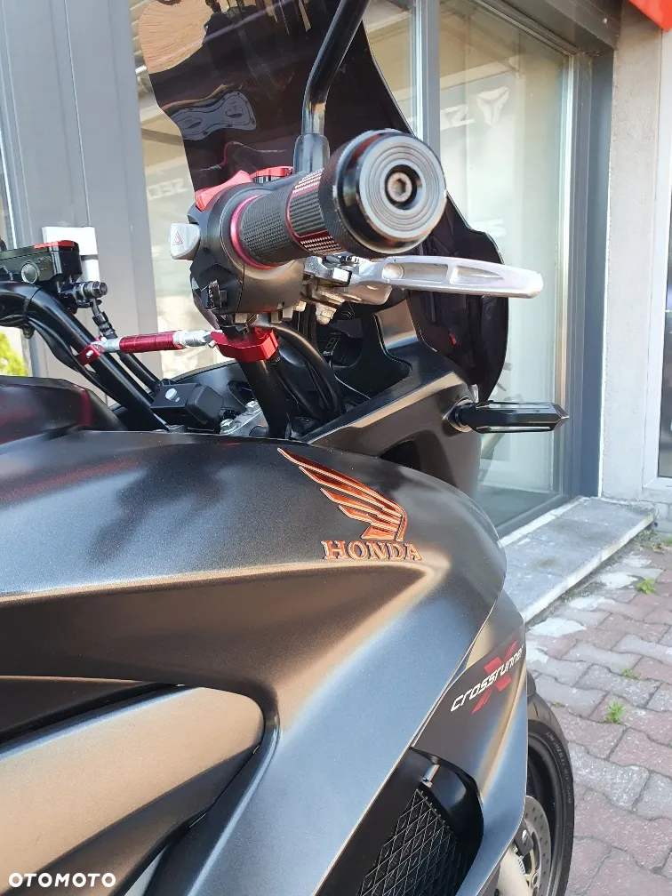 Honda VFR - 23