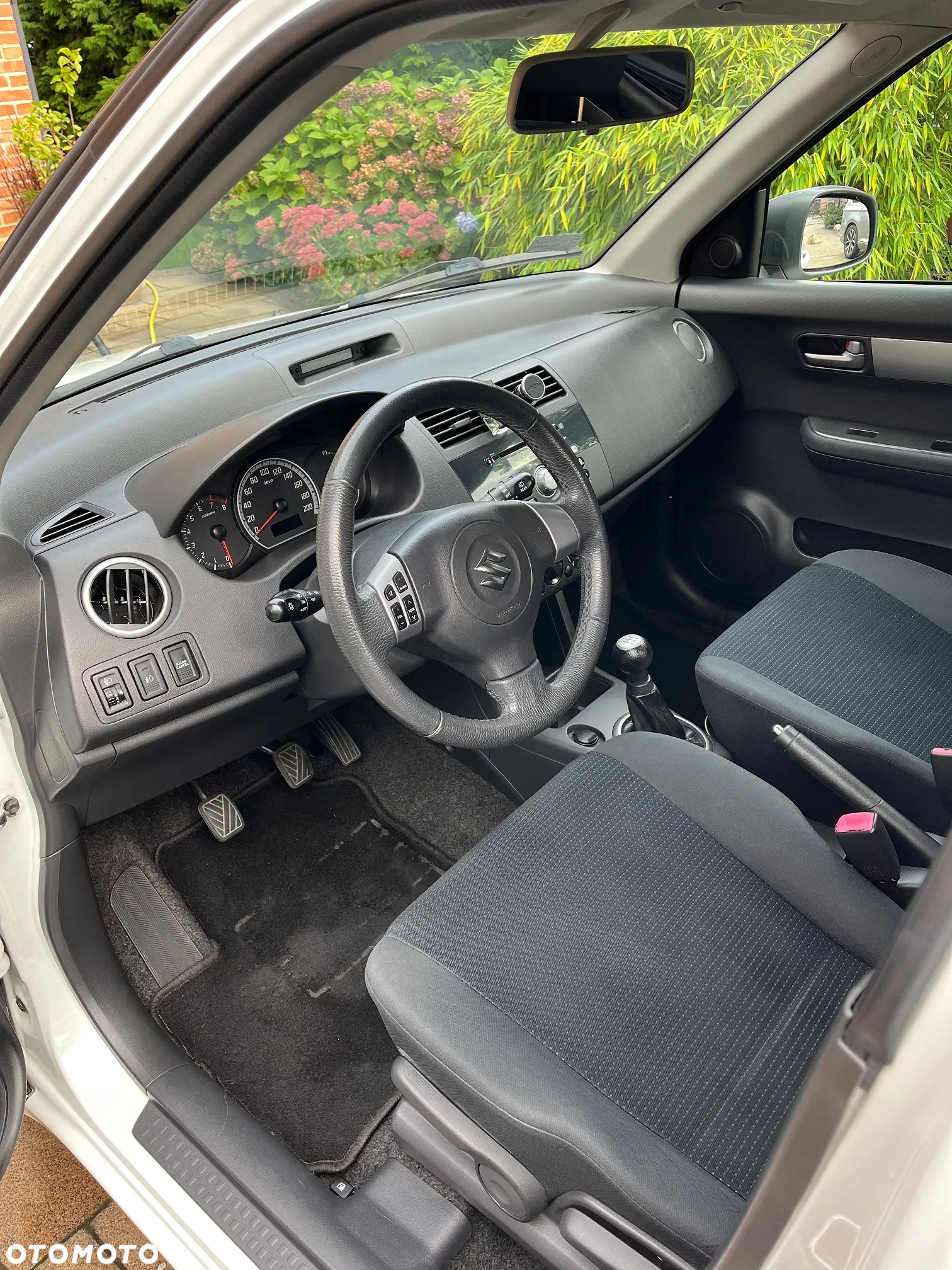Suzuki Swift 1.3 GS / Premium - 10