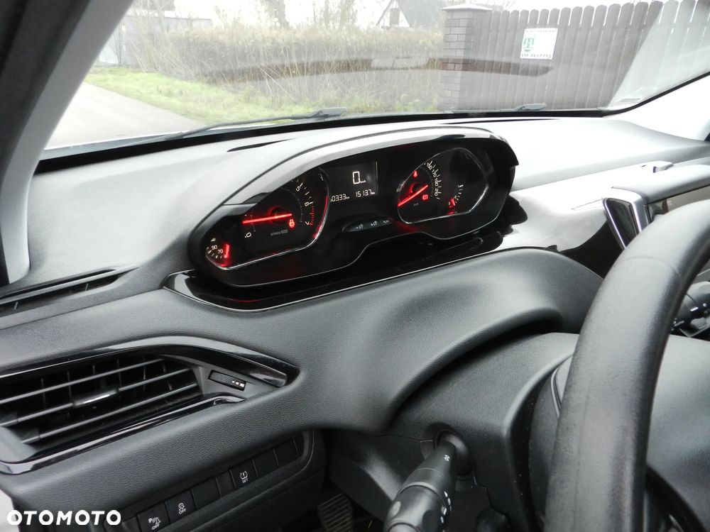 Peugeot 208 1.2 PureTech Active - 28