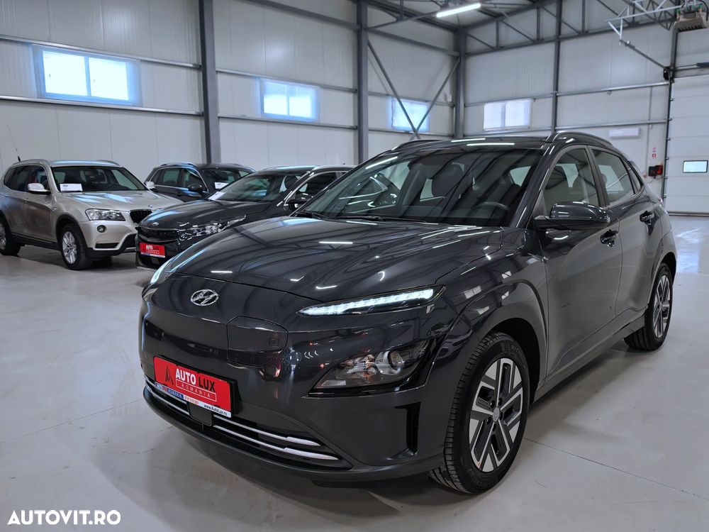 Hyundai KONA EV Select - 29