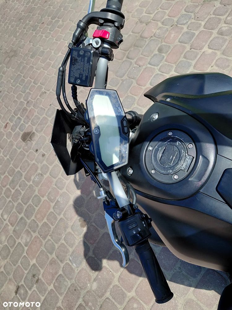 Yamaha MT - 9