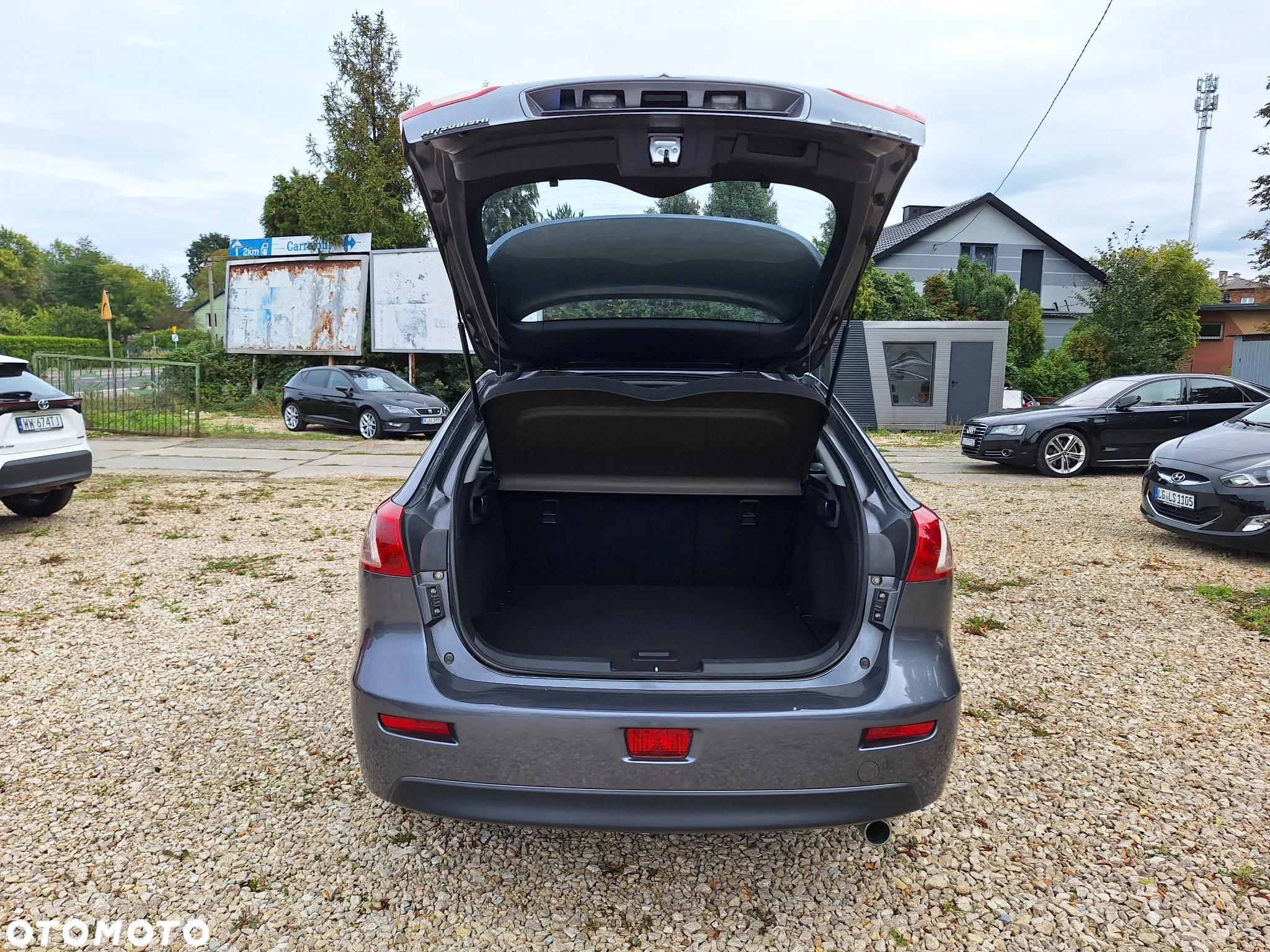 Mitsubishi Lancer 1.8 Intense - 13