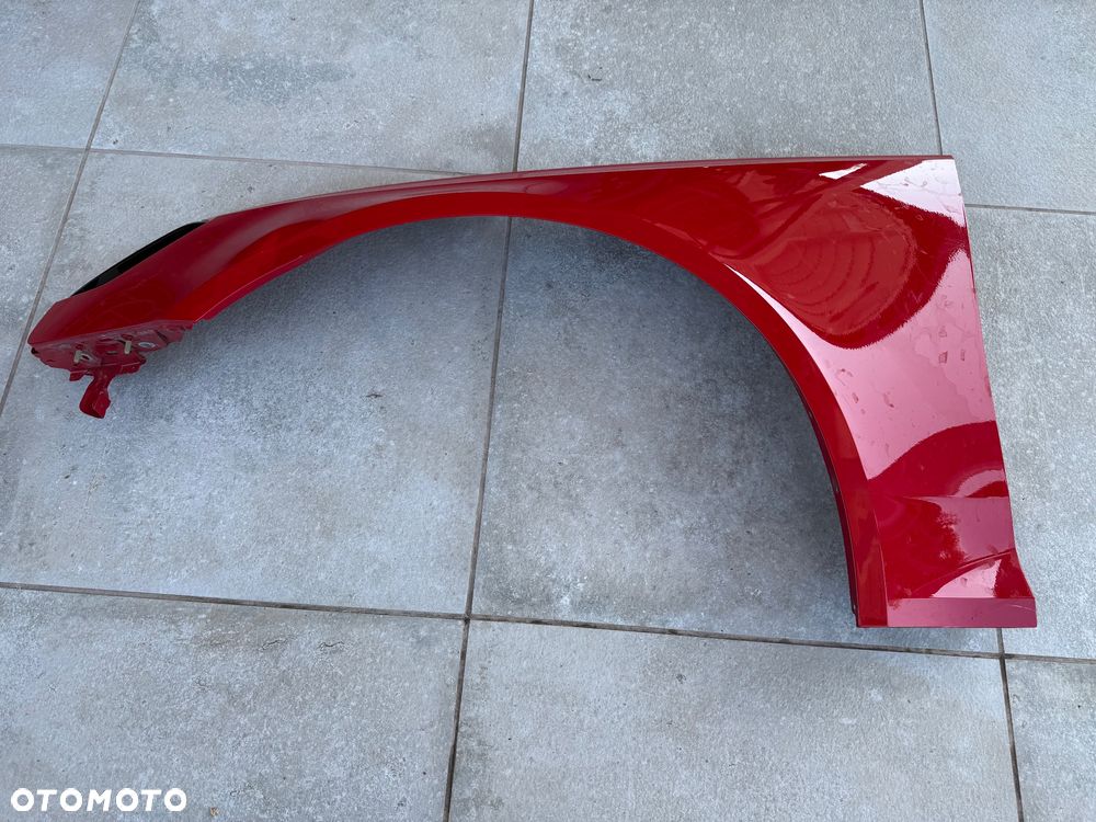 BŁOTNIK PRZEDNI  LEWY AUDI RS4 - 2