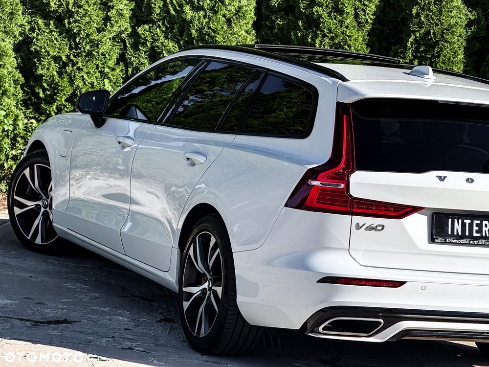 Volvo V60 T8 AWD Recharge Geartronic RDesign - 21