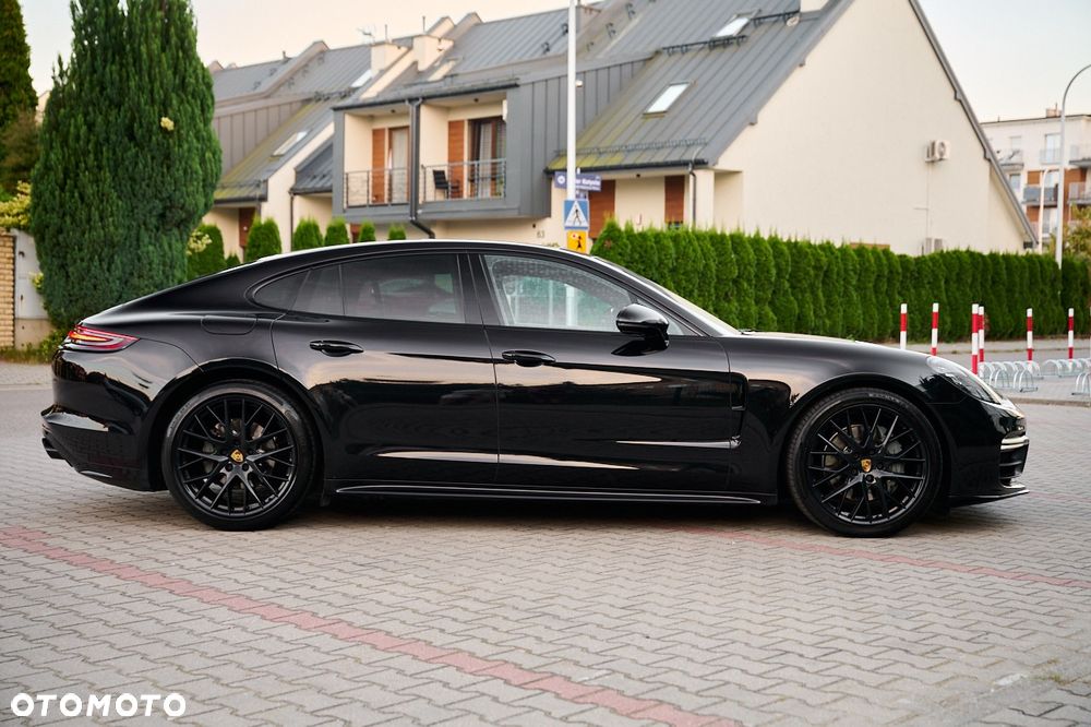 Porsche Panamera 4S - 14