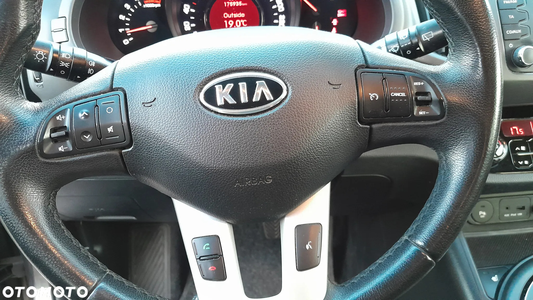 Kia Sportage - 12