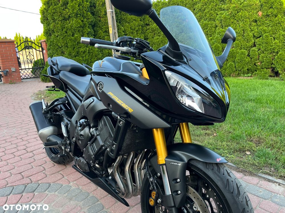 Yamaha FZ8 - 15