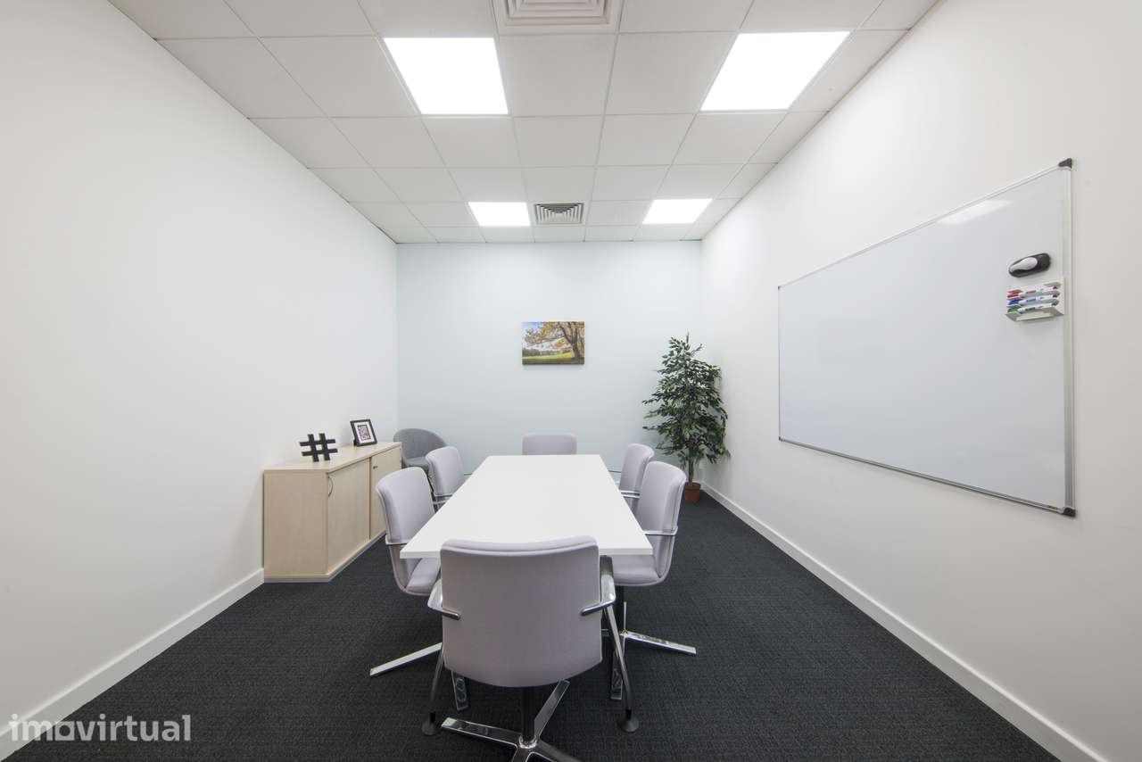 Escritório privado para 4 pessoas – Open Office Lisbon, Campolide