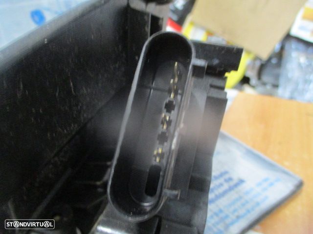 Fecho 8A6AA21812BF FORD FIESTA 6 FASE 1 2010 1.4TDCI 70CV 5P CINZA FD 4 PINOS - 4