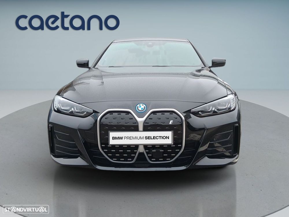 BMW i4 eDrive40 Edição Desportiva M - 2