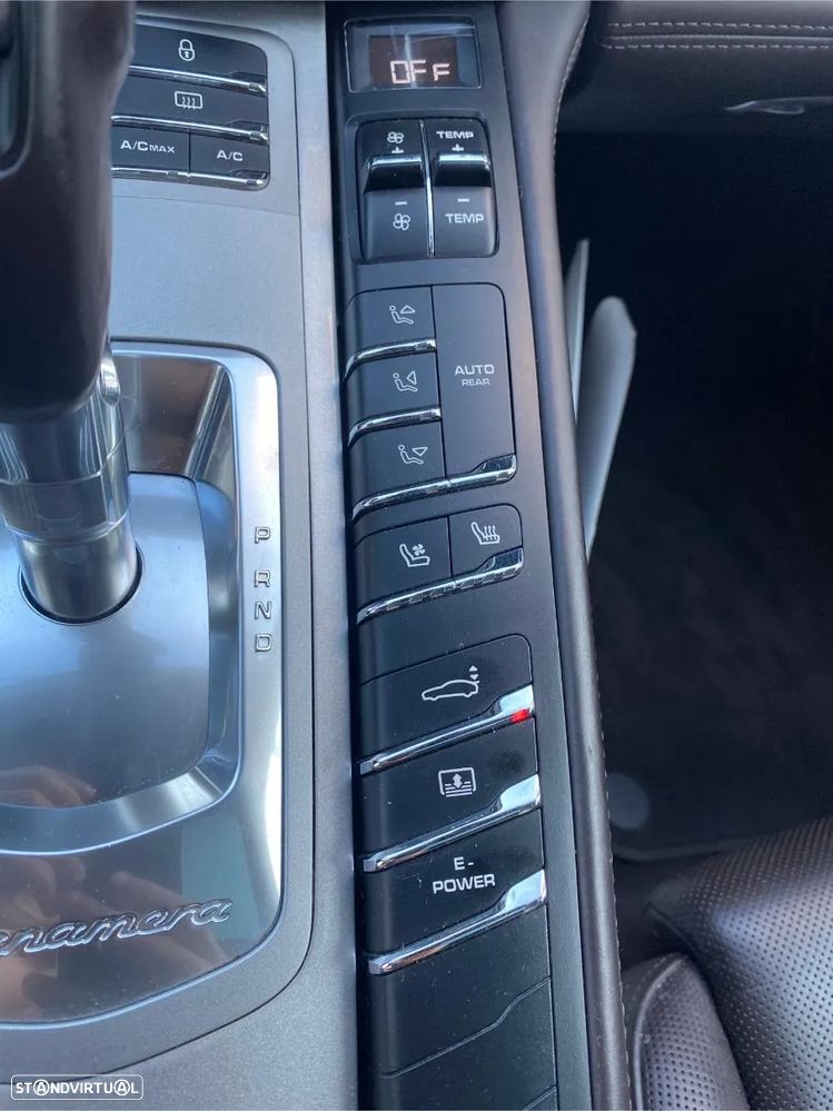 Porsche Panamera S Hybrid J19 - 38