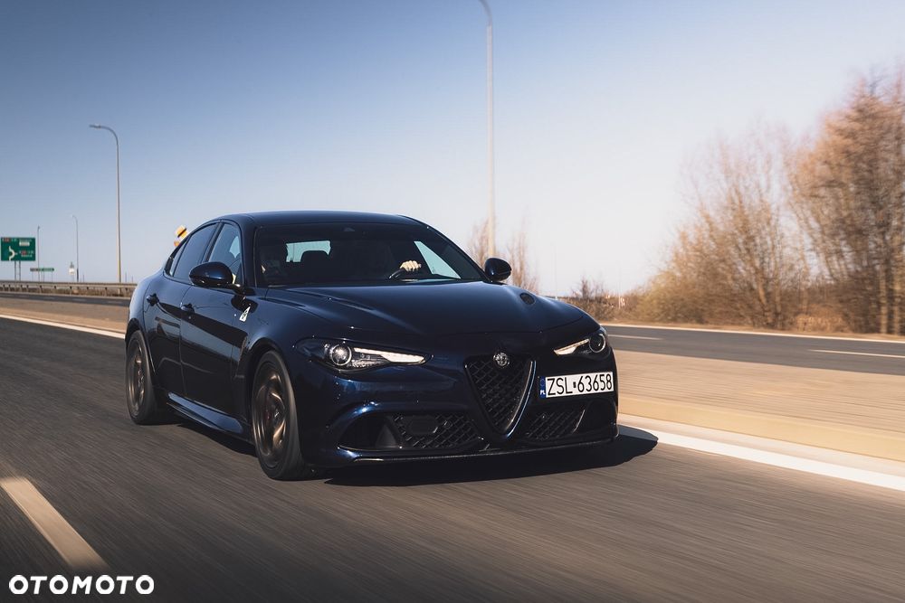 Alfa Romeo Giulia 2.9 Bi Turbo V6 Quadrifoglio - 8