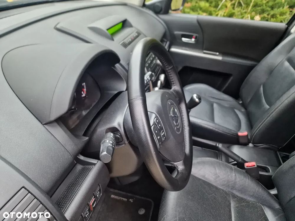 Mazda 5 - 11