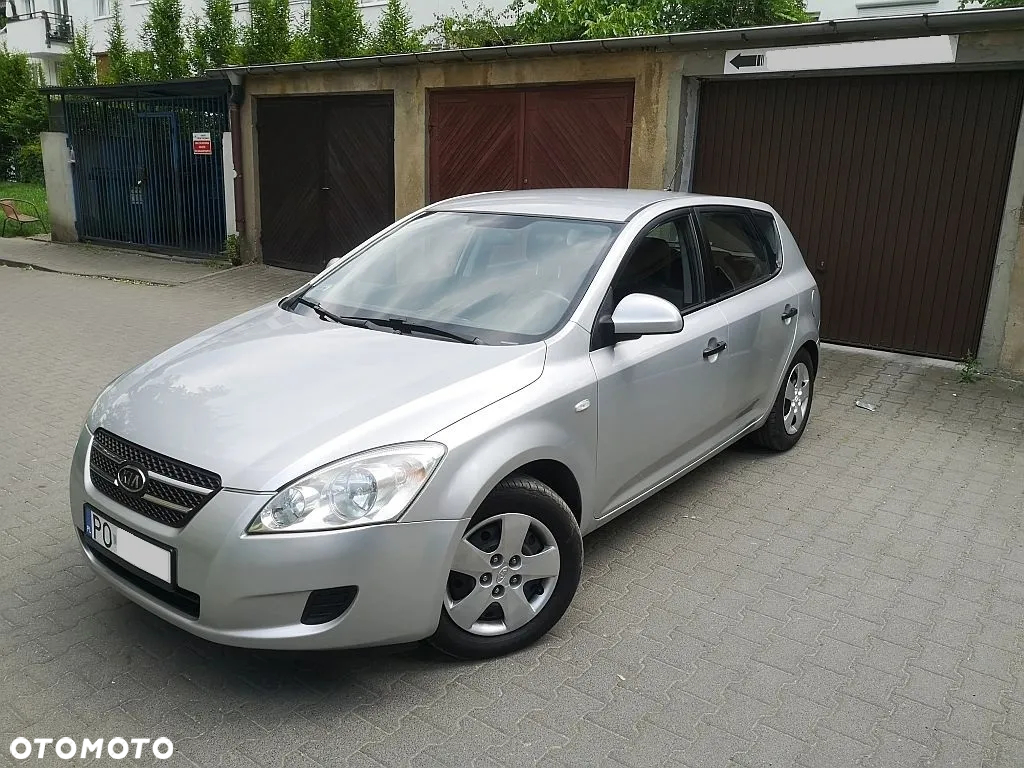 Kia Ceed - 3