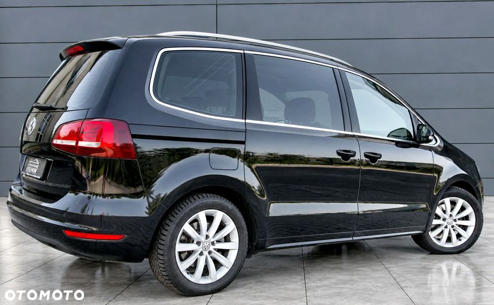 Volkswagen Sharan 2.0 TDI DSG (BlueMotion Technology) Highline - 26