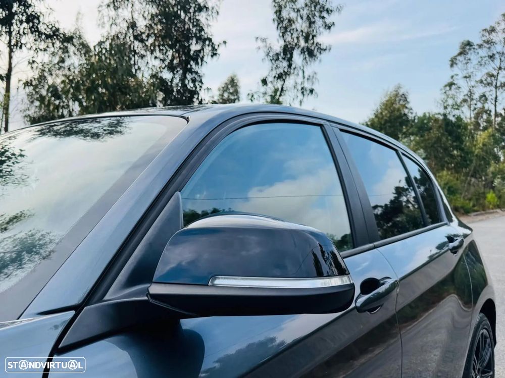 BMW 116 d EfficientDynamics Edition Sport Line — fotografia 4