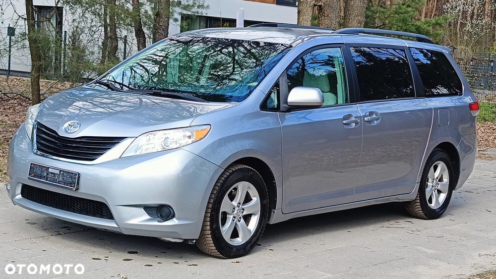 Toyota Sienna ver-3-5-v6-se - 9