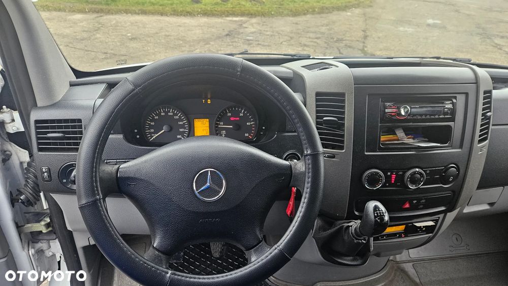 Mercedes-Benz Sprinter 516 - 4