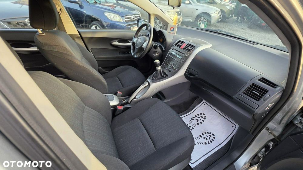 Toyota Auris - 20