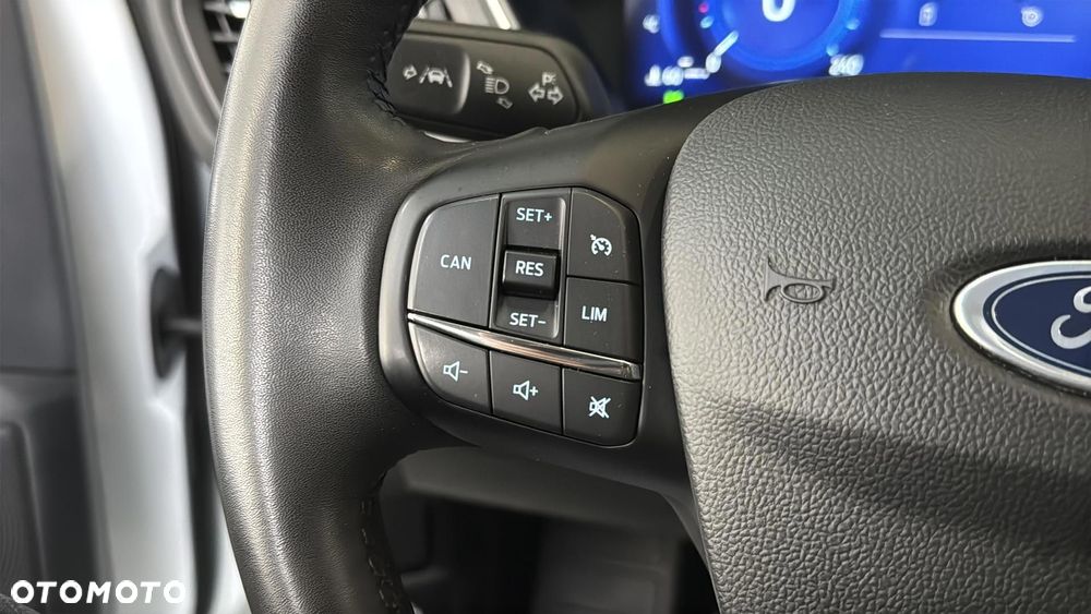 Ford Focus 1.0 EcoBoost mHEV Titanium X - 26