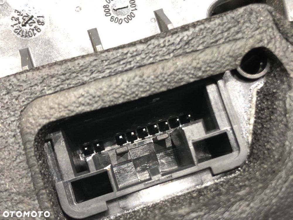 ZAMEK DRZWI PRAWY TYŁ  AUDI A6 C8 Avant (4A5) 2018 - 2022 40 TDI Mild Hybrid quattro 150 kW [204 - 3