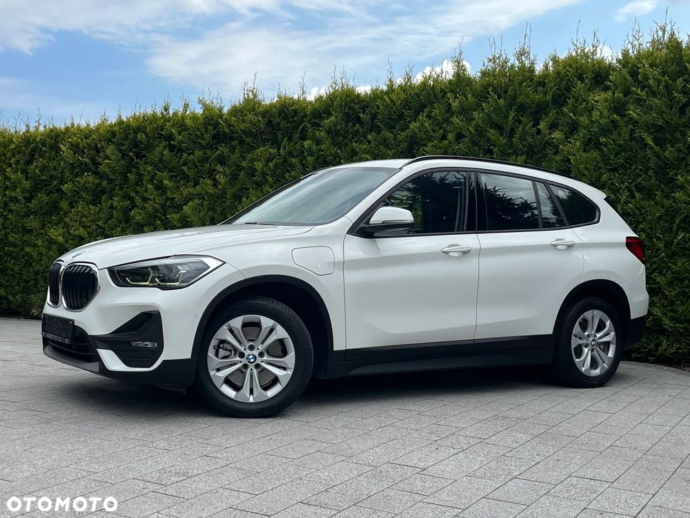 BMW X1 xDrive25e Advantage - 2
