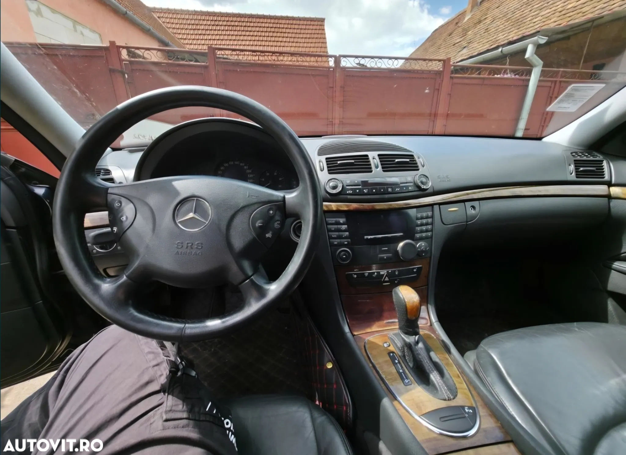 Mercedes-Benz E - 5