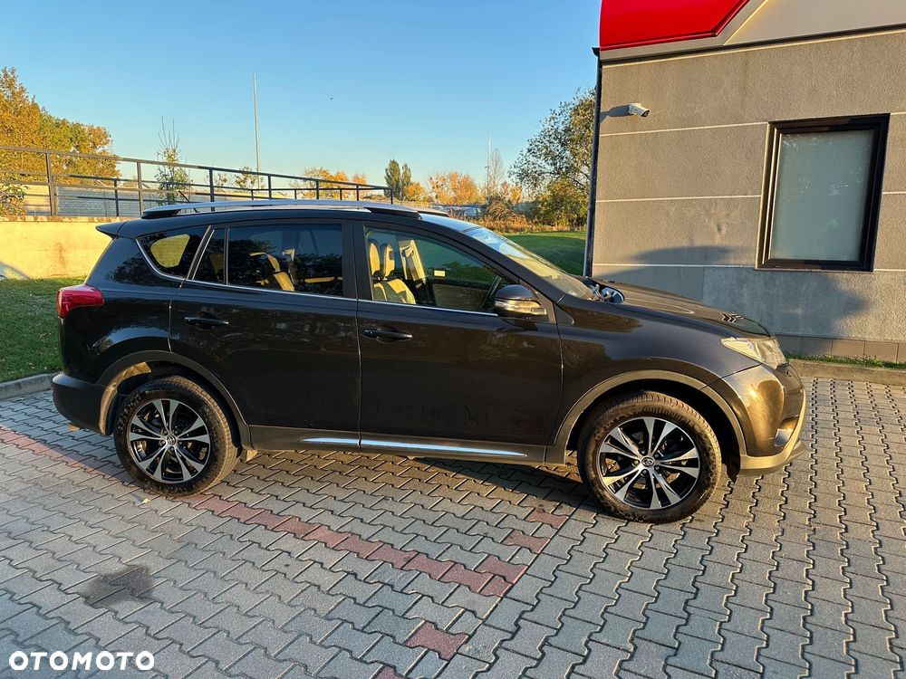 Toyota RAV4 2.2 D-CAT Prestige - 7