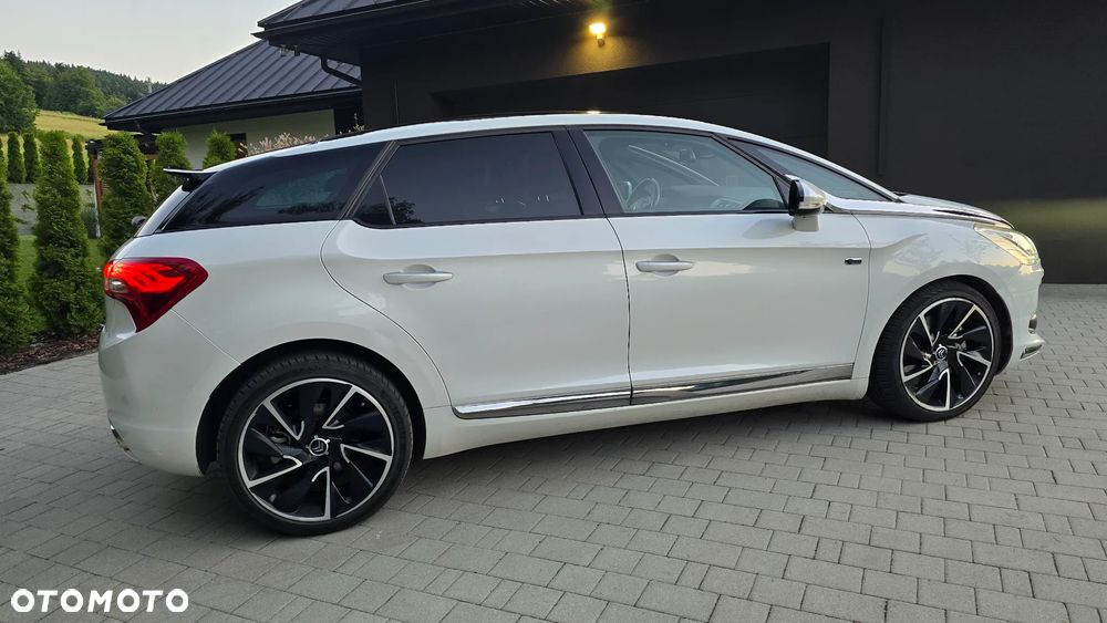 Citroën DS5 2.0 HDi Hybrid4 SoChic MCP - 9