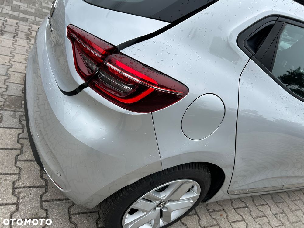 Renault Clio - 31