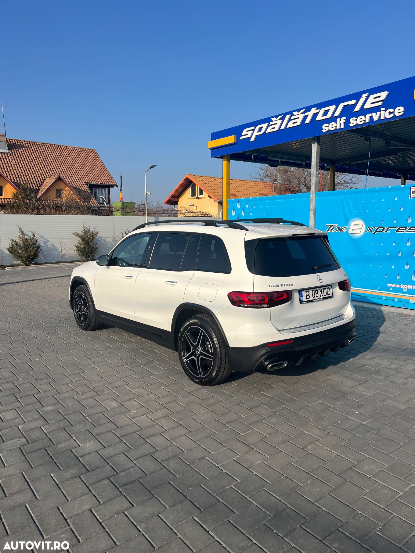 Mercedes-Benz GLB 200 d 4MATIC Aut. - 6