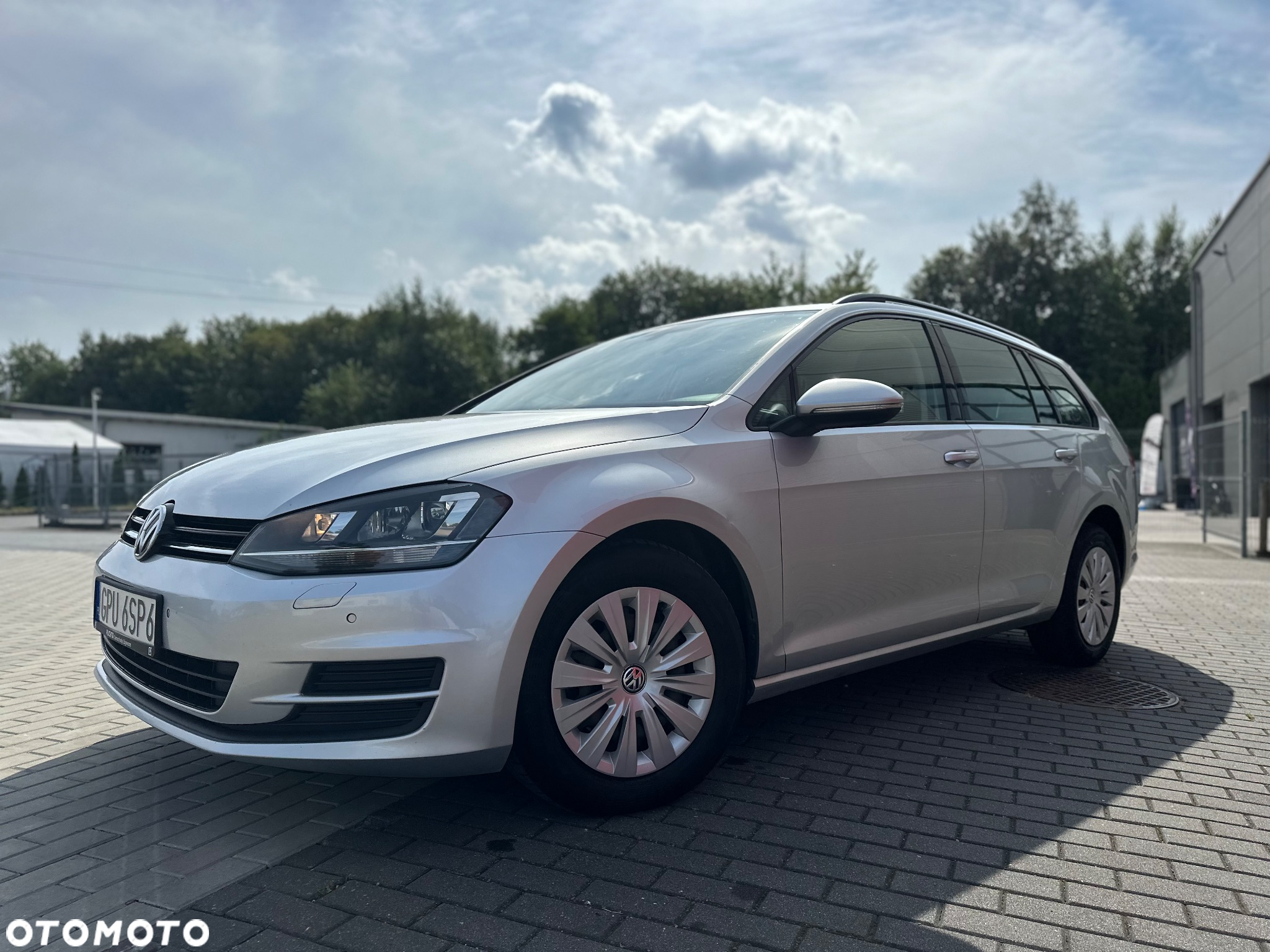 Volkswagen Golf VII 1.6 TDI BMT Trendline DSG - 3