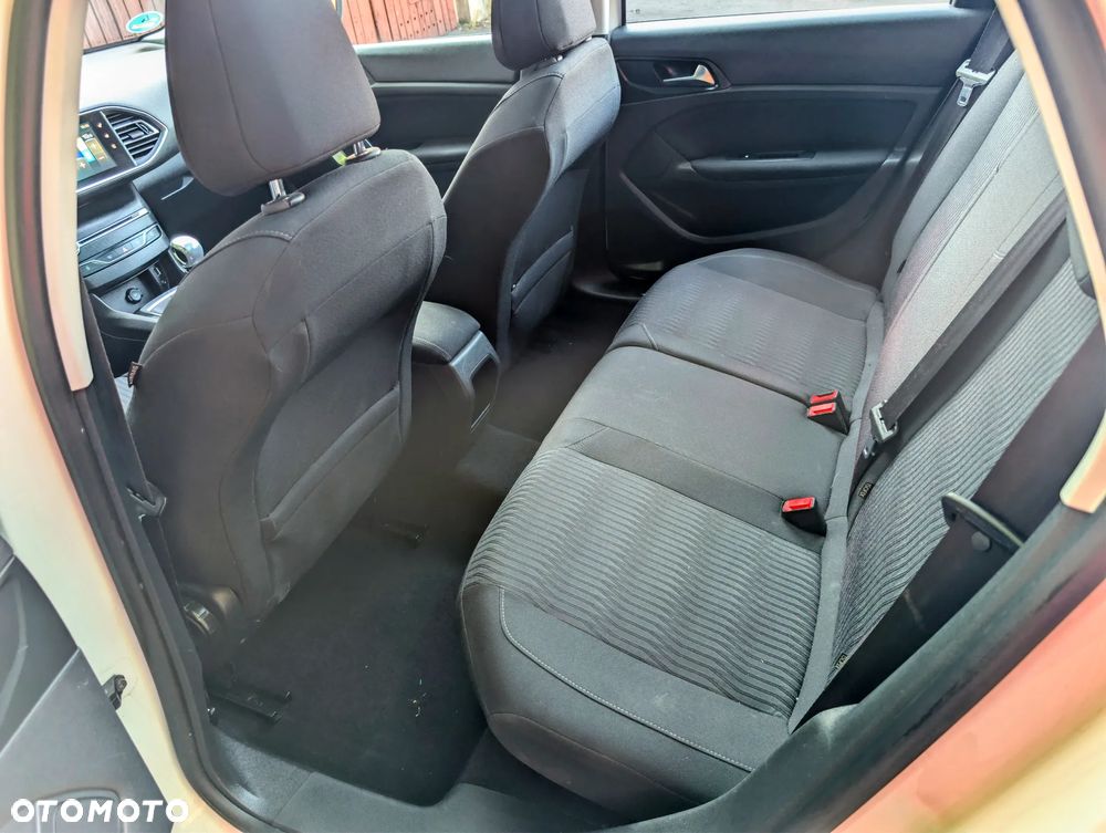 Peugeot 308 - 12