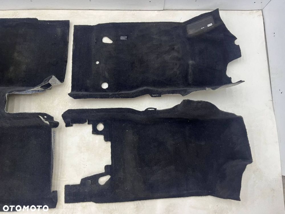 Wykładzina Chrysler PT Cruiser 00-10r. podłoga dywan mata czarna z bagażnikiem KOMPLET - 6