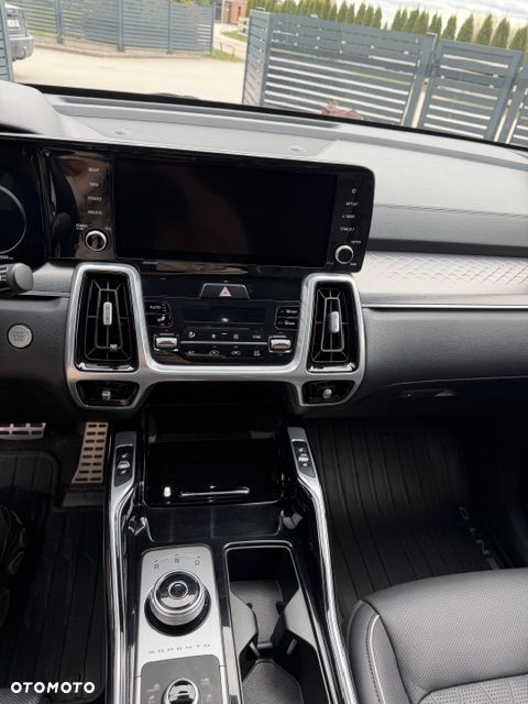 Kia Sorento - 7